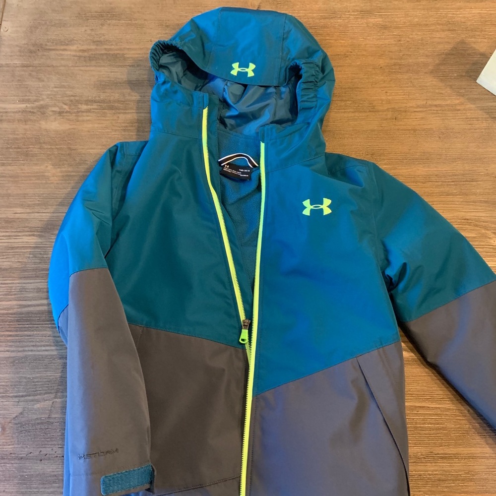 Boys Under Armour Coat Medium